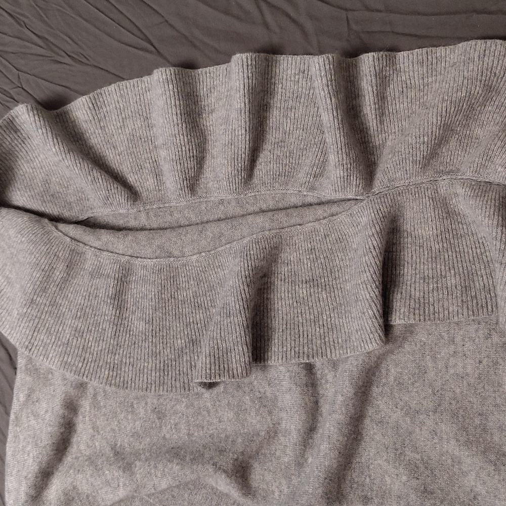 ❄️Ann Taylor 100% Cashmere Ruffle Waterfall Cardigan - Picture 7 of 8